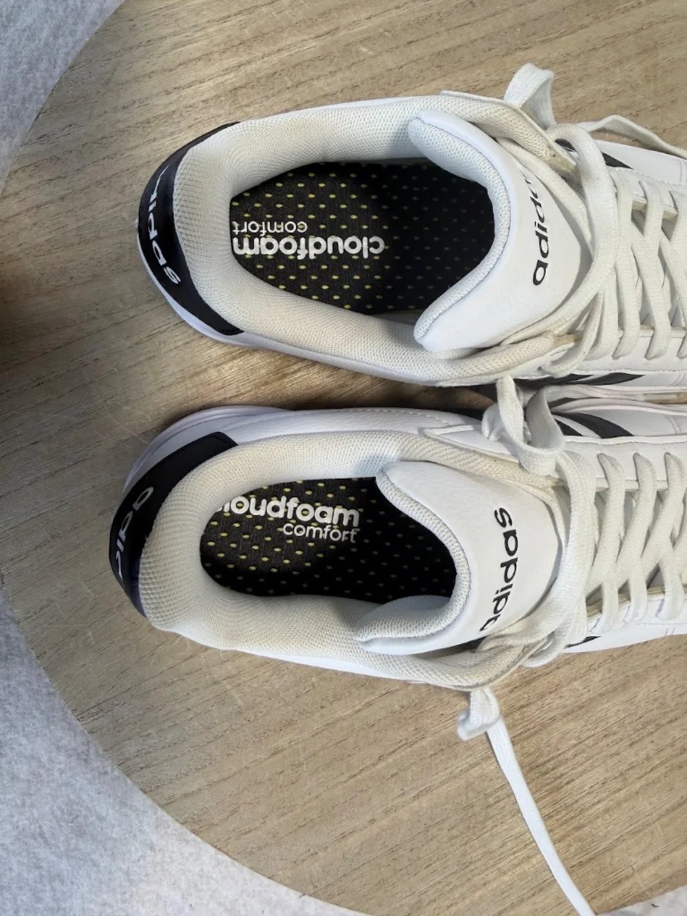 Adidas Grand Court 2.0 Cloudfoam Comfort Sneakers Womens 7 White Black